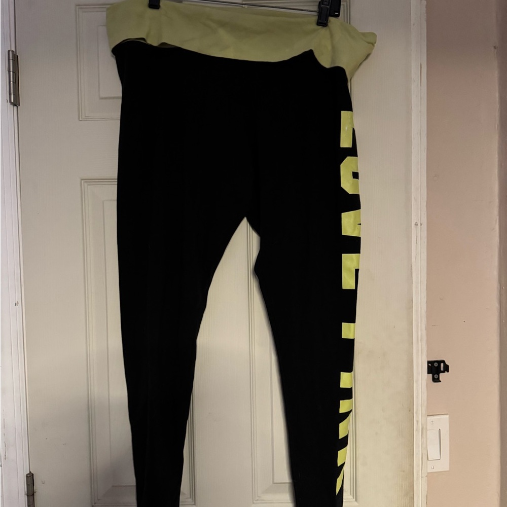 Pink Mint/Black Leggings